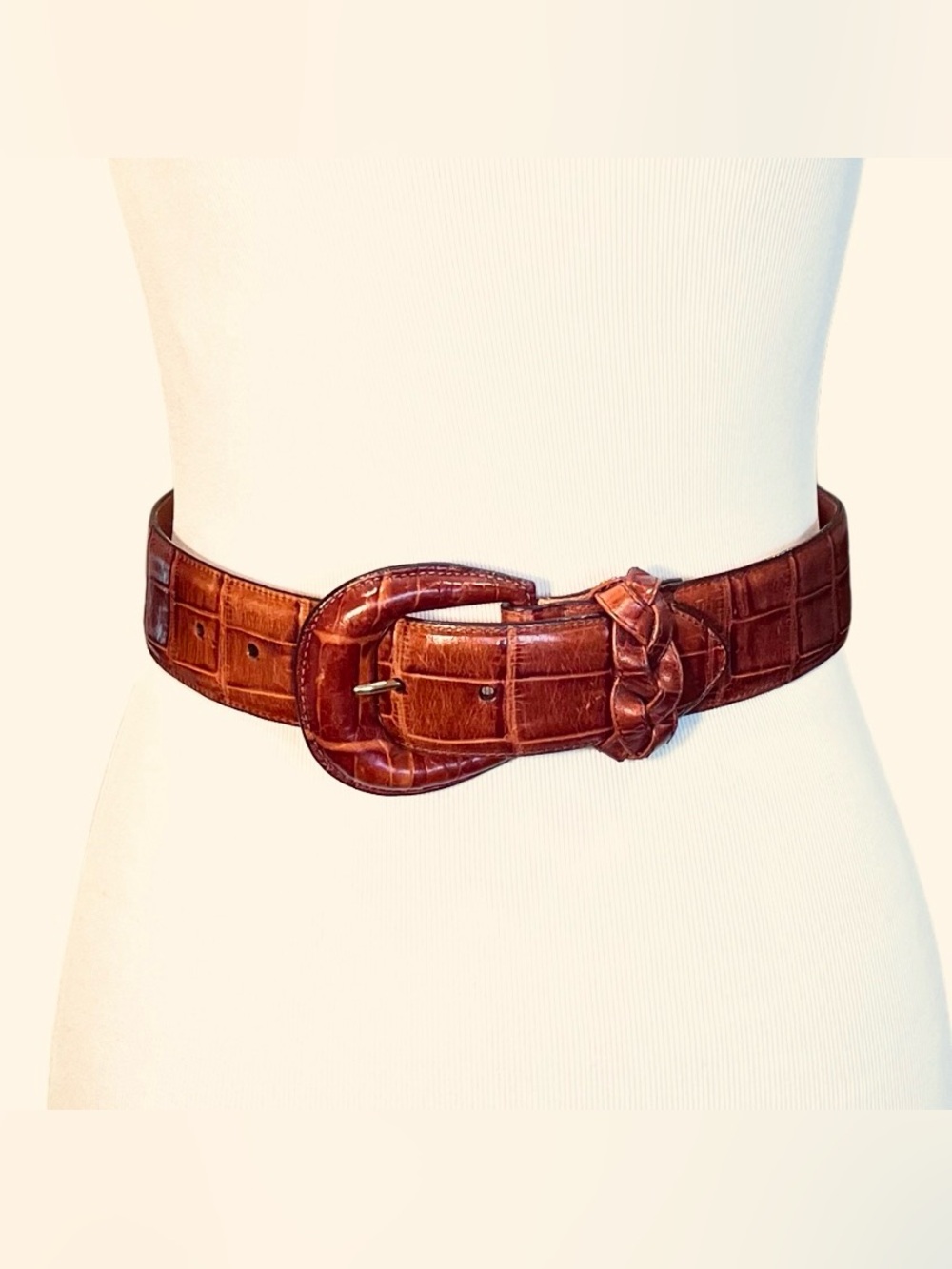 BRIGHTON | VTG | Sz S Croc-Embossed Gloss Brown Cognac Genuine Leather Belt